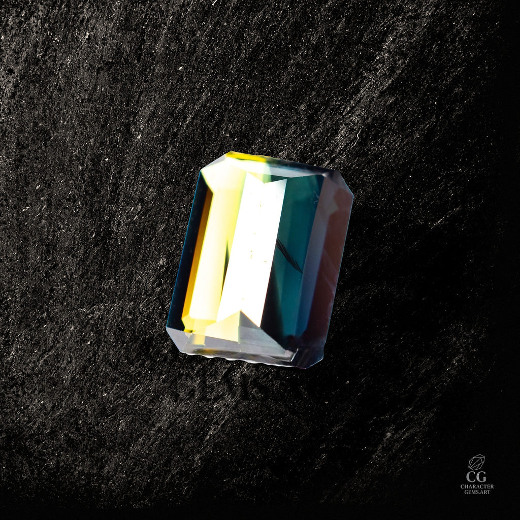 Heller blauer Saphir von Character Gemstones, 2,25 Karat, mit prismatischem Schimmer und klarer Kristallstruktur.
