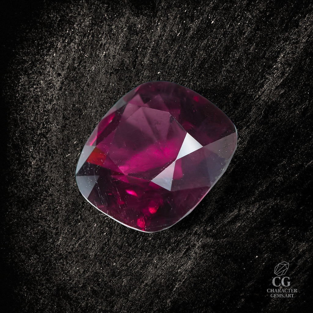 Crimson Nocturne - Character-Gems.art