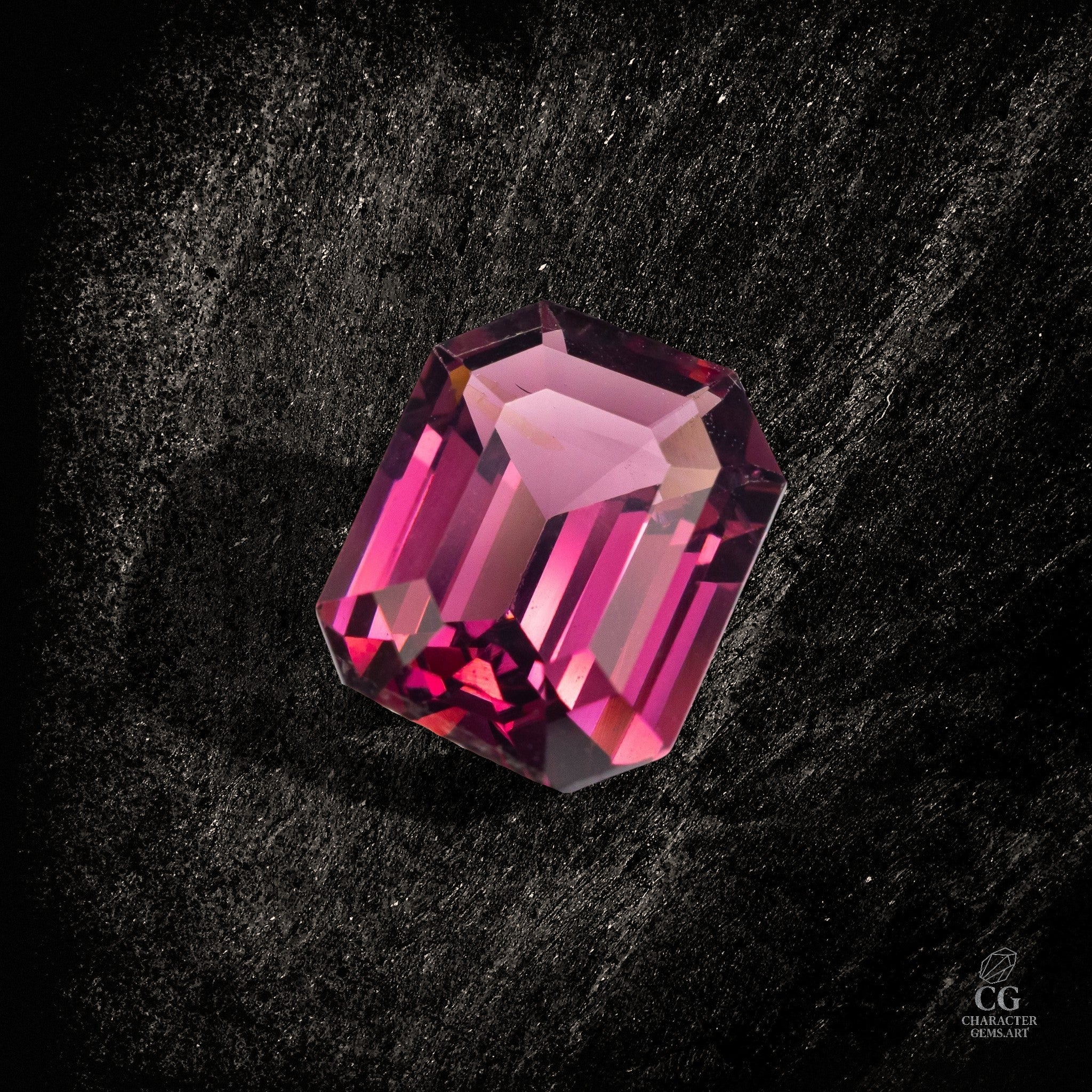 Imperial Crimson Vault - Character - Gems.art