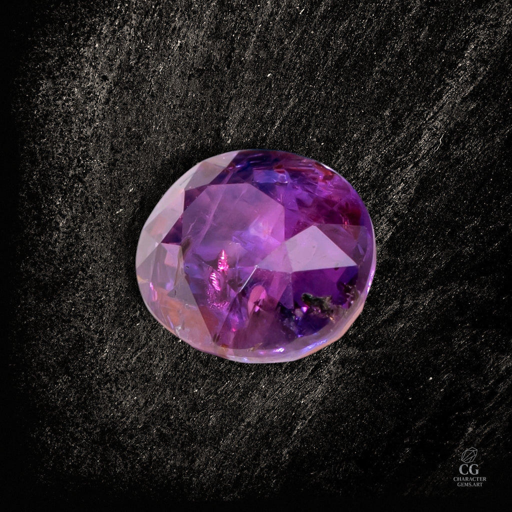 Unbehandelter pinker Saphir mit einzigartigem Jardin, rough Jewelry design, Ausnahme-Edelstein