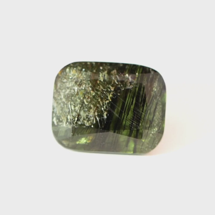 Peridot Ludwigit, Pakistan, 825ct