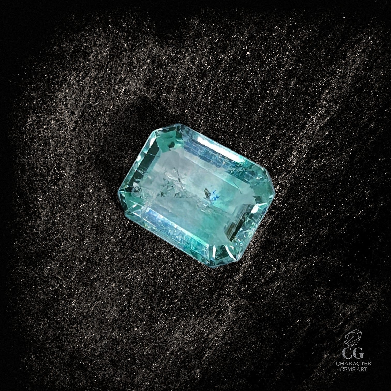 Ural Lightning - Character-Gems.art