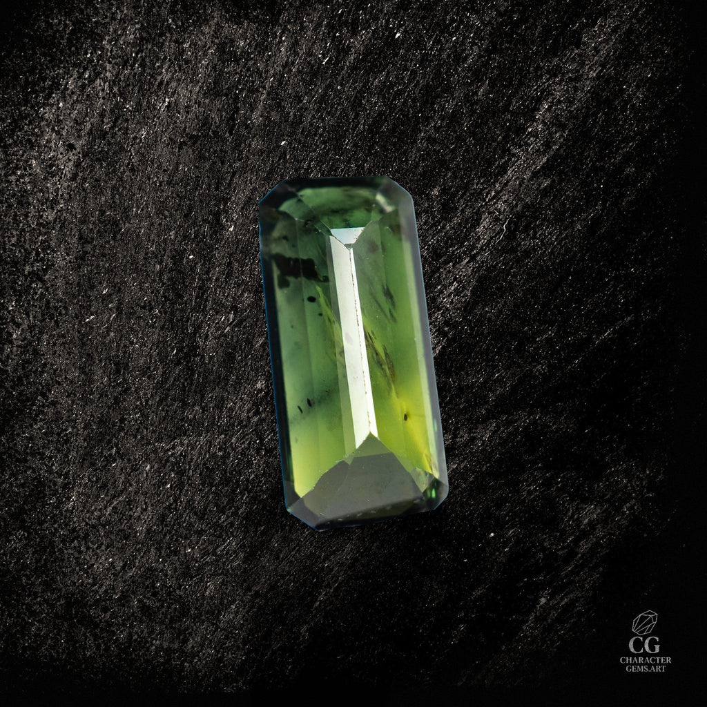 Verdant Column - Character - Gems.art