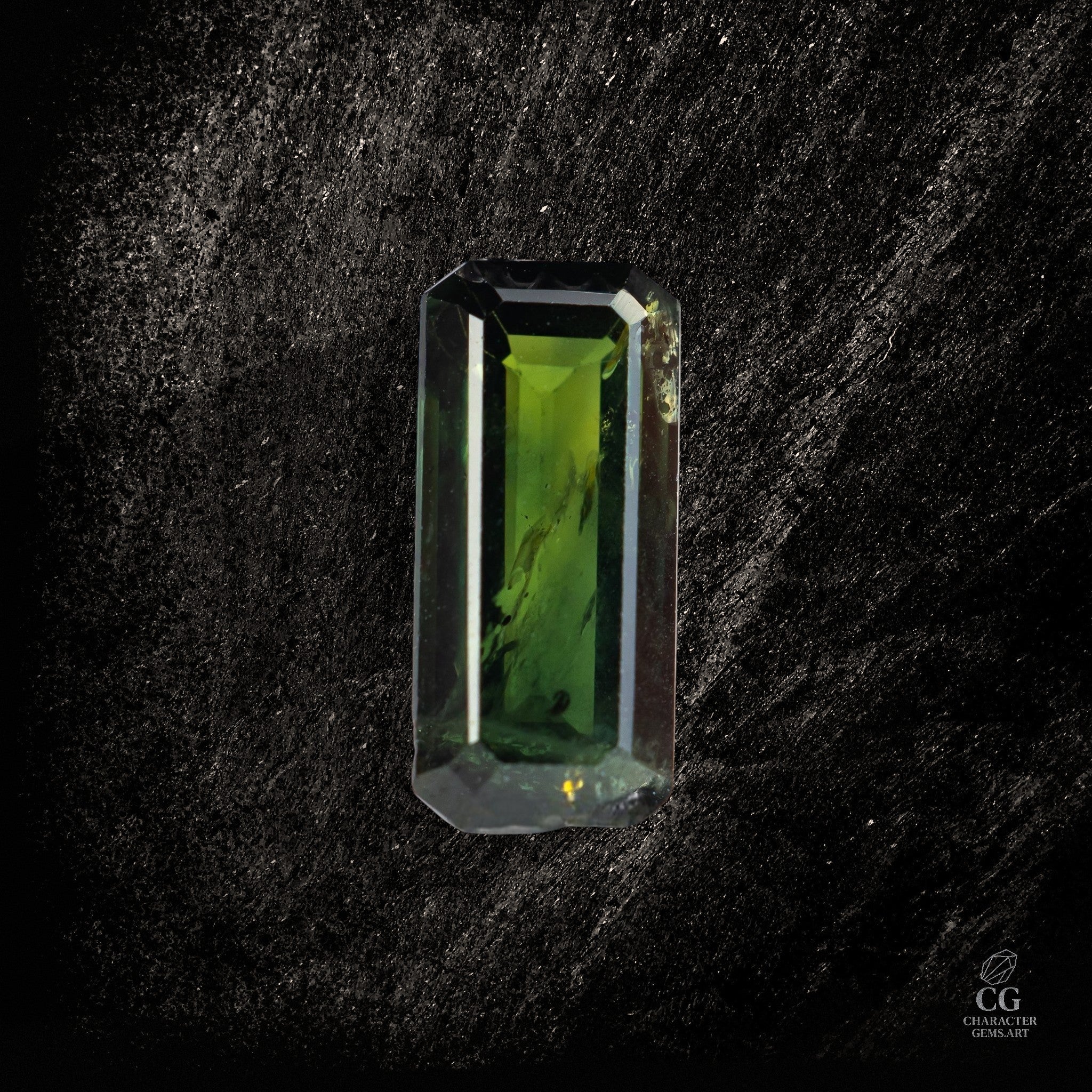 Verdant Column - Character - Gems.art