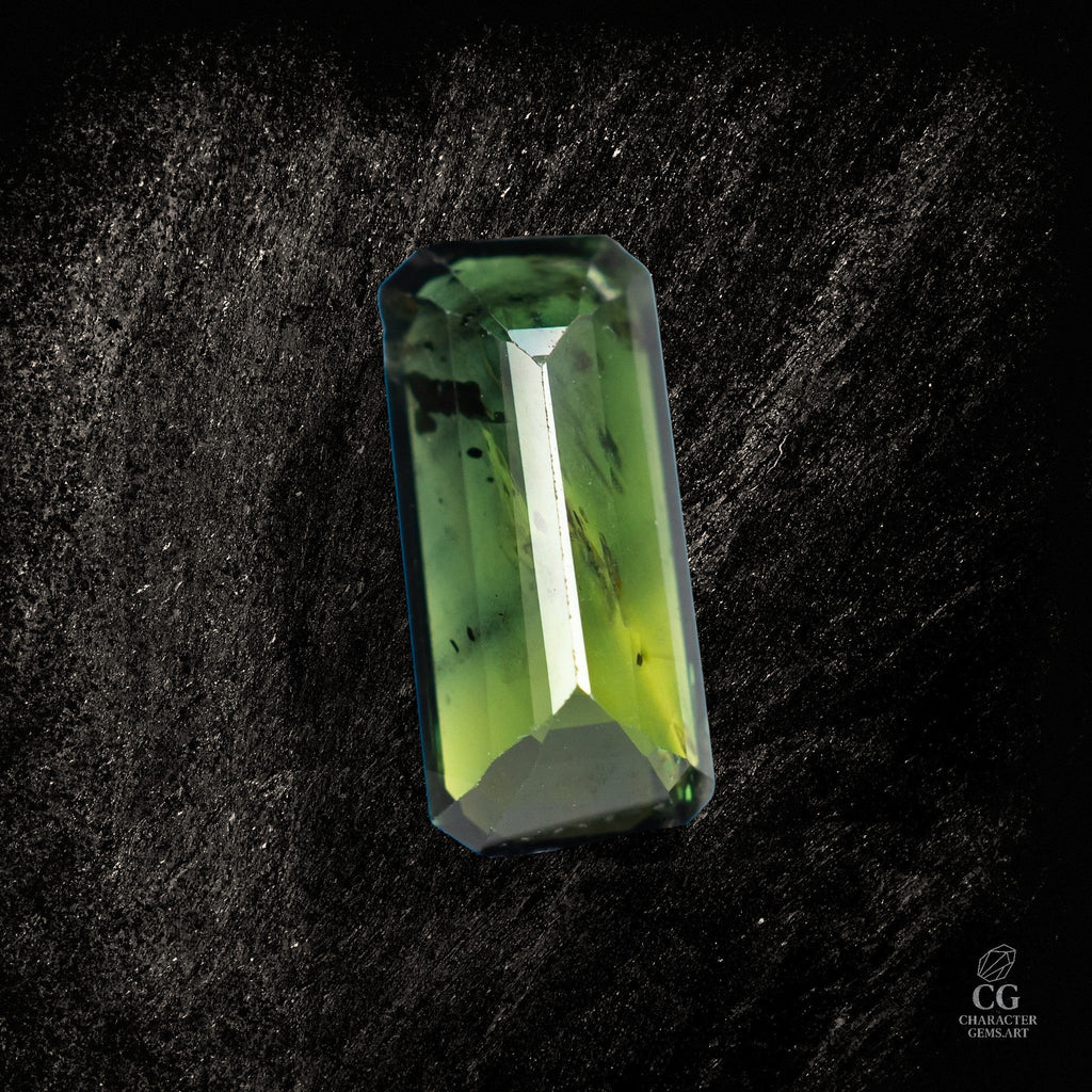 Verdant Column - Character - Gems.art