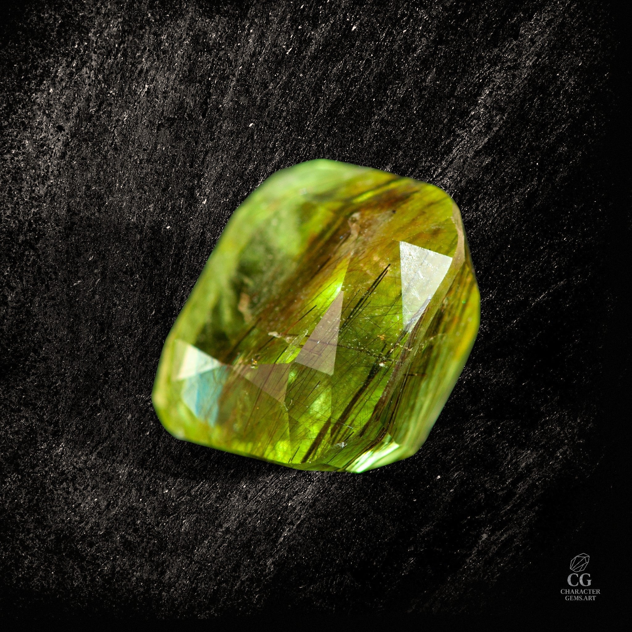 Verdant Filament - einzigartiger Peridot mit Ludwigit